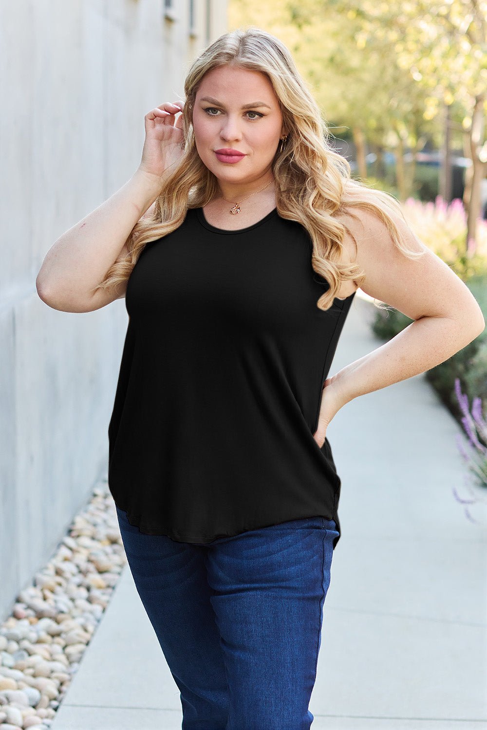 Basic Bae Full Size Round Neck Curved Hem Tank - Mavella BoutiqueWomen’s Daywear