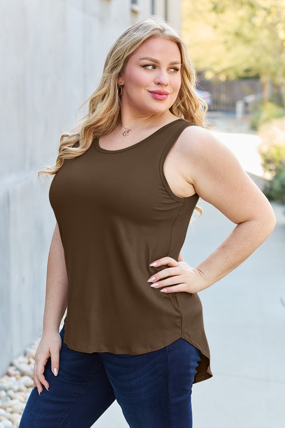 Basic Bae Full Size Round Neck Curved Hem Tank - Mavella BoutiqueWomen’s Daywear