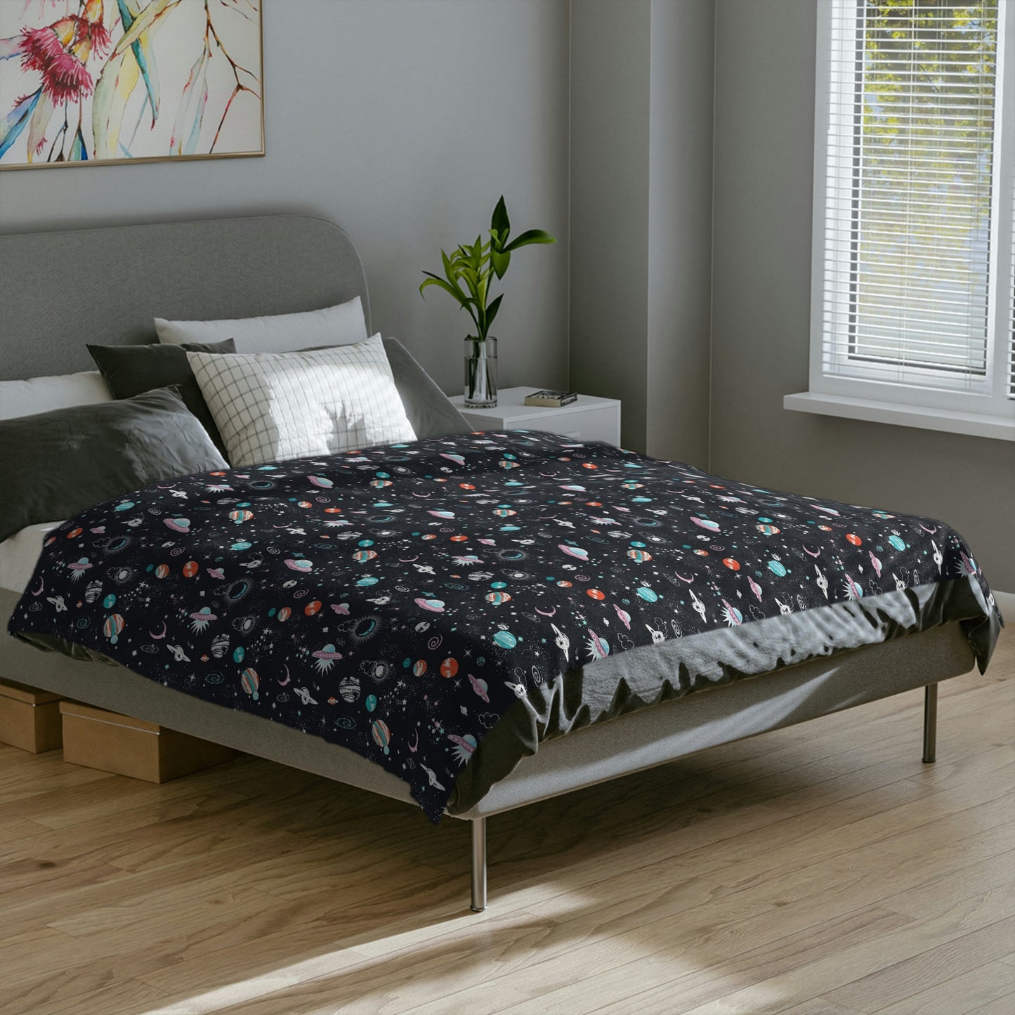 Spaced Out Velveteen Minky Blanket - Mavella BoutiqueHome Decor